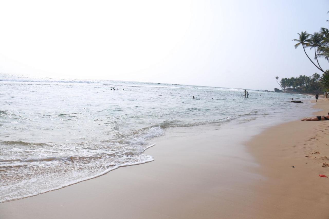 Jayaa Beach Галле Экстерьер фото